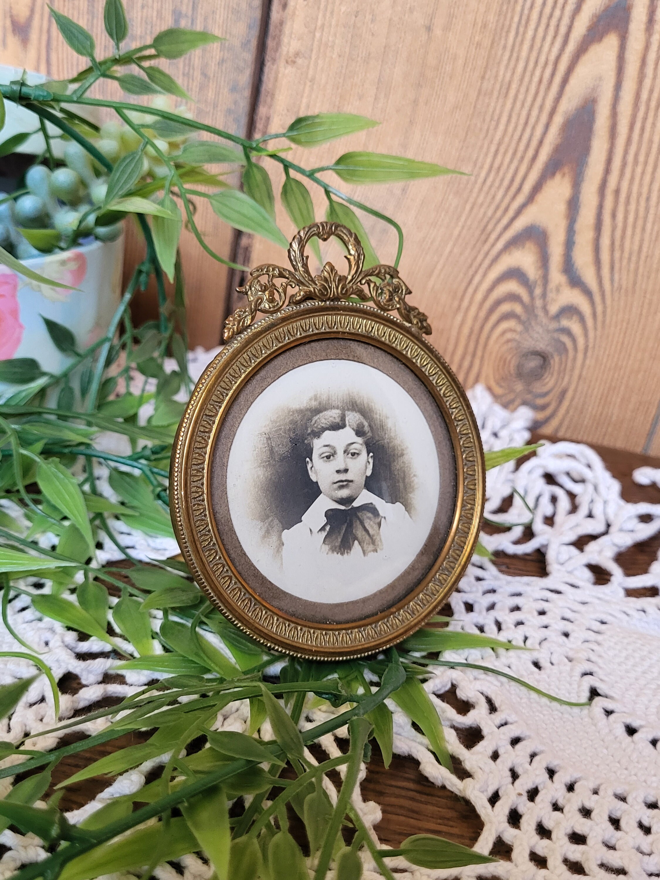 Petit Cadre Photo Ancien Bronze Rond Vintage Métal