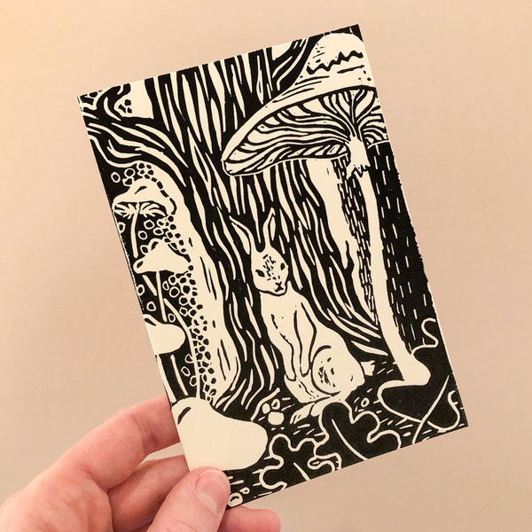 Klappkarte mit Kuvert, Hase im Wald, handgedruckte Postkarte, cremeweiß