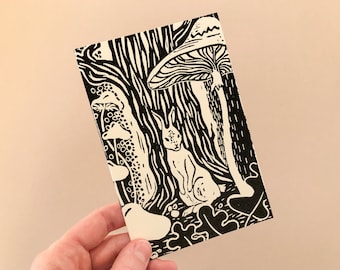 Klappkarte mit Kuvert, Hase im Wald, handgedruckte Postkarte, cremeweiß