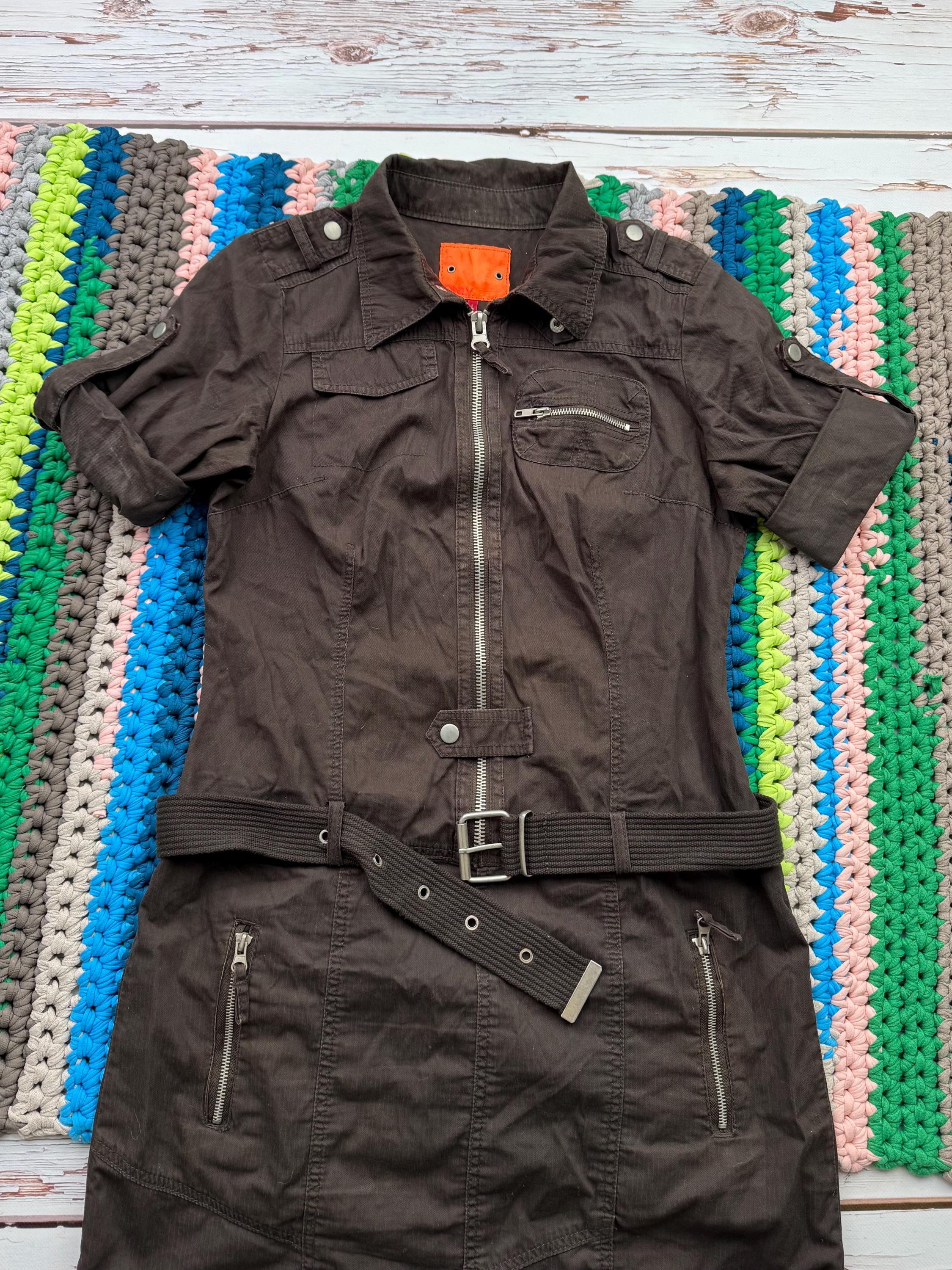 Vintage Dress With Zipper and Belt Women