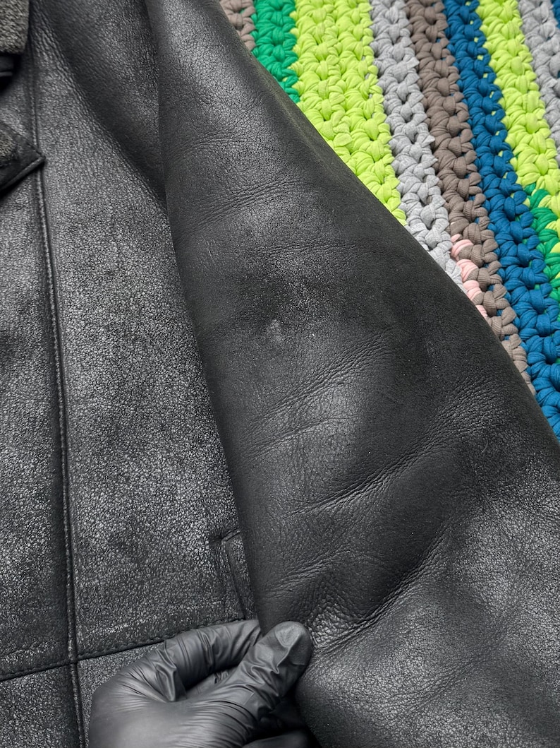 Vintage Men's Real Sheepskin Coat Black Shearling Jacket Sheepskin Winter Coat Leather Shearling Overcoat image 8
