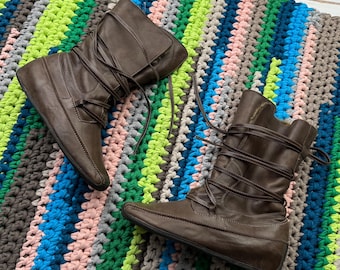 Vintage Leather Sheepskin Boots Brown Lace Up Winter Boots Boho Folk Y2K