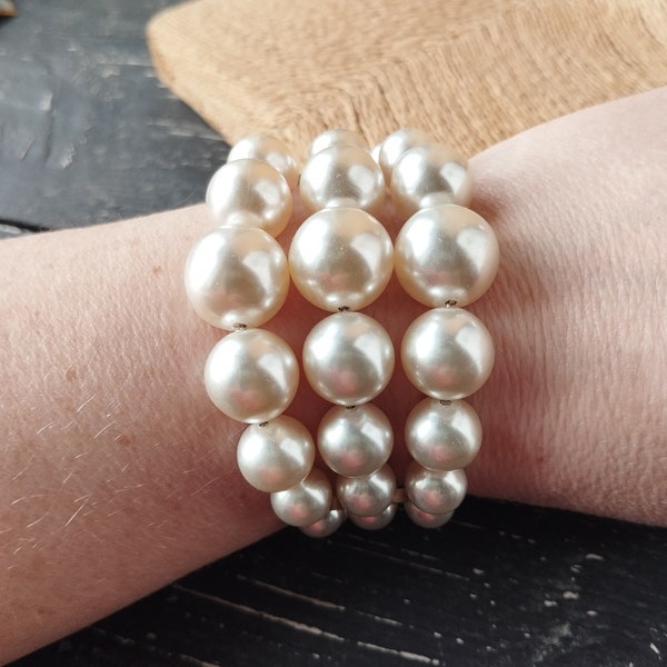 Vintage faux pearl bracelet with label. Simulated pearl made in Japan. 50-60s