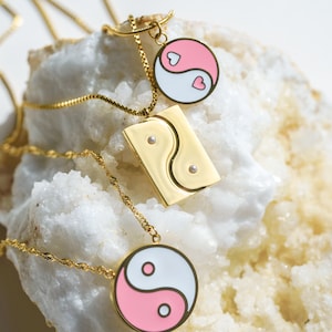 Yin Yang Necklace, Gold Necklace, Dainty Pearl Necklace, Handmade Jewelry, Yin Yang Pendant, Yin Yang Jewelry