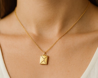 Secret Message Envelope Necklace, Hidden Message Necklace, Secret Message Locket, Couples Gift, Gift For Sister, Personalized Unique Gifts