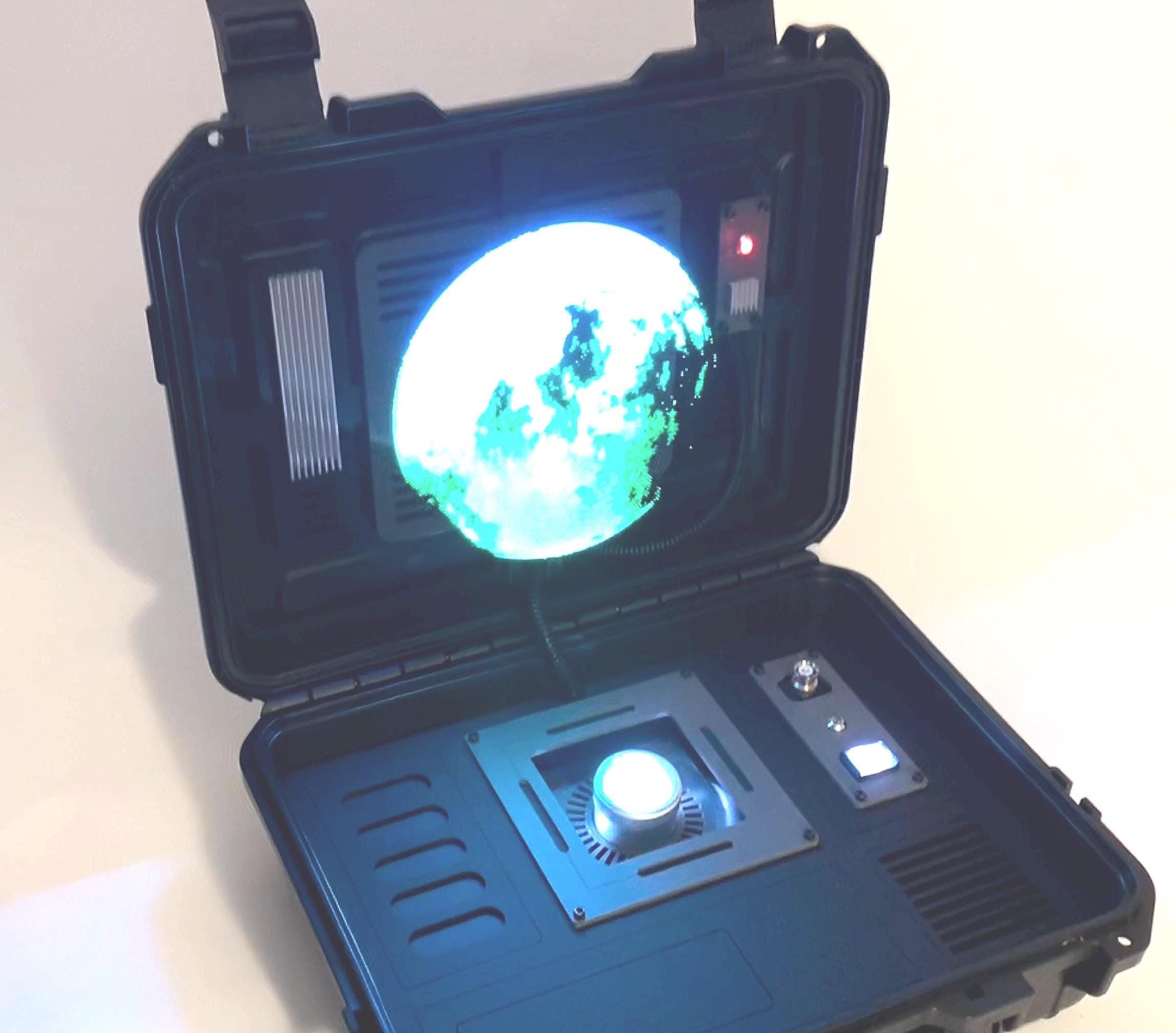 Portable Holo Projector Case - 3D Holographic Fan - Star Wars Inspired ...