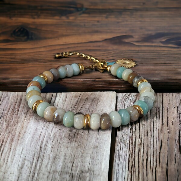 Bracelet ” Kio ” perles rondelles en amazonite pierres naturelles, heishis, breloques, acier inoxydable doré, cadeau femme