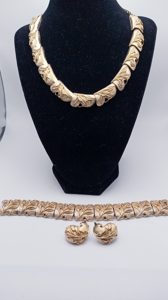 Sarah Coventry Golden Brocade Jewelry Set, 1961, N