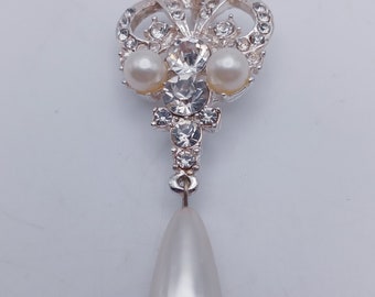 Tear Drop Faux Pearl and Rhinestone, Silver Tone Brooch