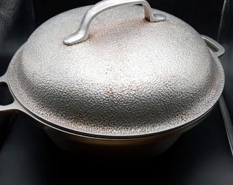 Silver Seal Dutch Oven, 10 inch Round Roaster, Hammered Aluminum Lidded Roaster