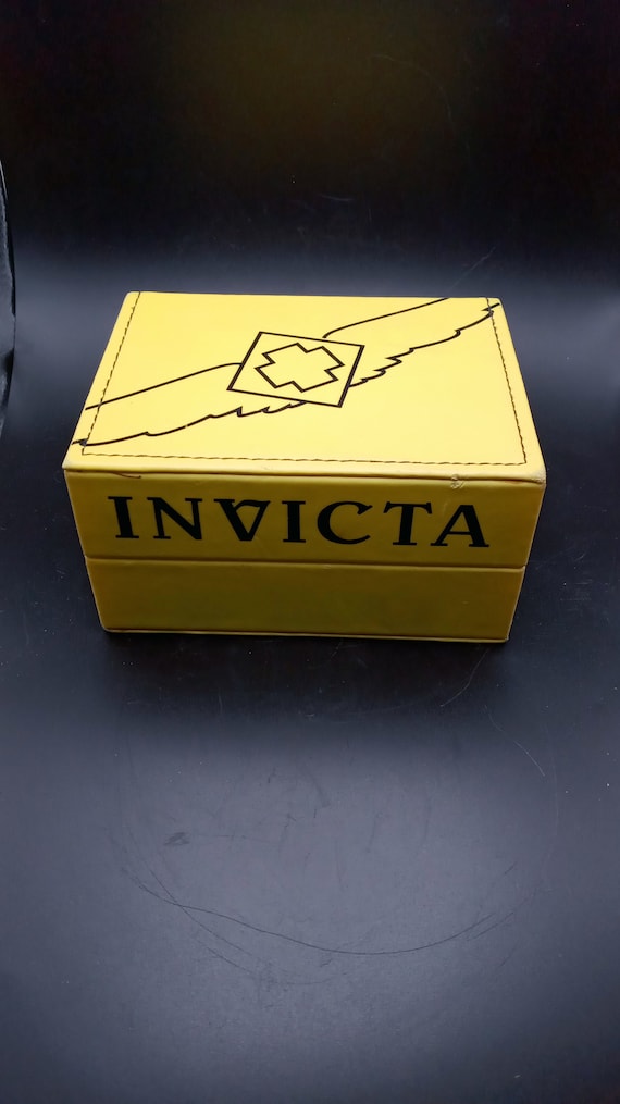 Invicta box hotsell