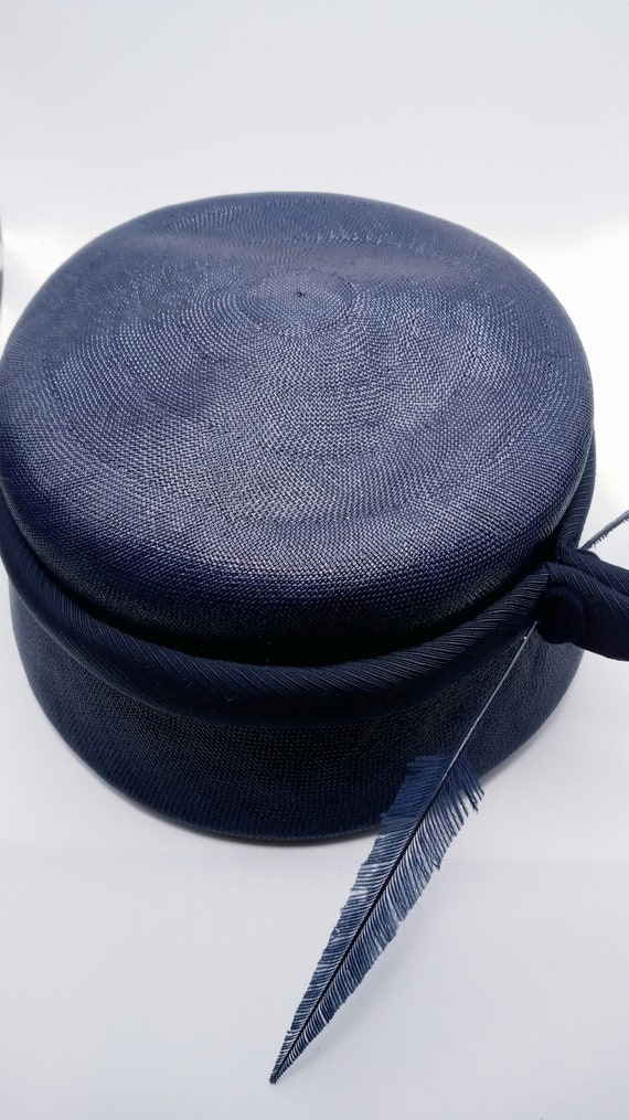 Mid Century Ladies Pillbox Hat, Navy Blue Weave w… - image 1