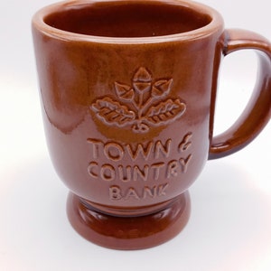 Frankoma, C2 Advertising Mug, Town & Country Bank