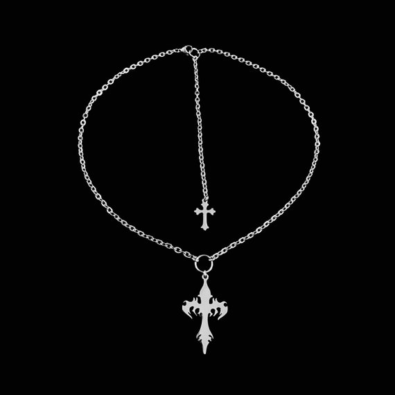 C𝔲𝔩𝔱༻ Stainless Steel Necklace W Silver Gothic Cross