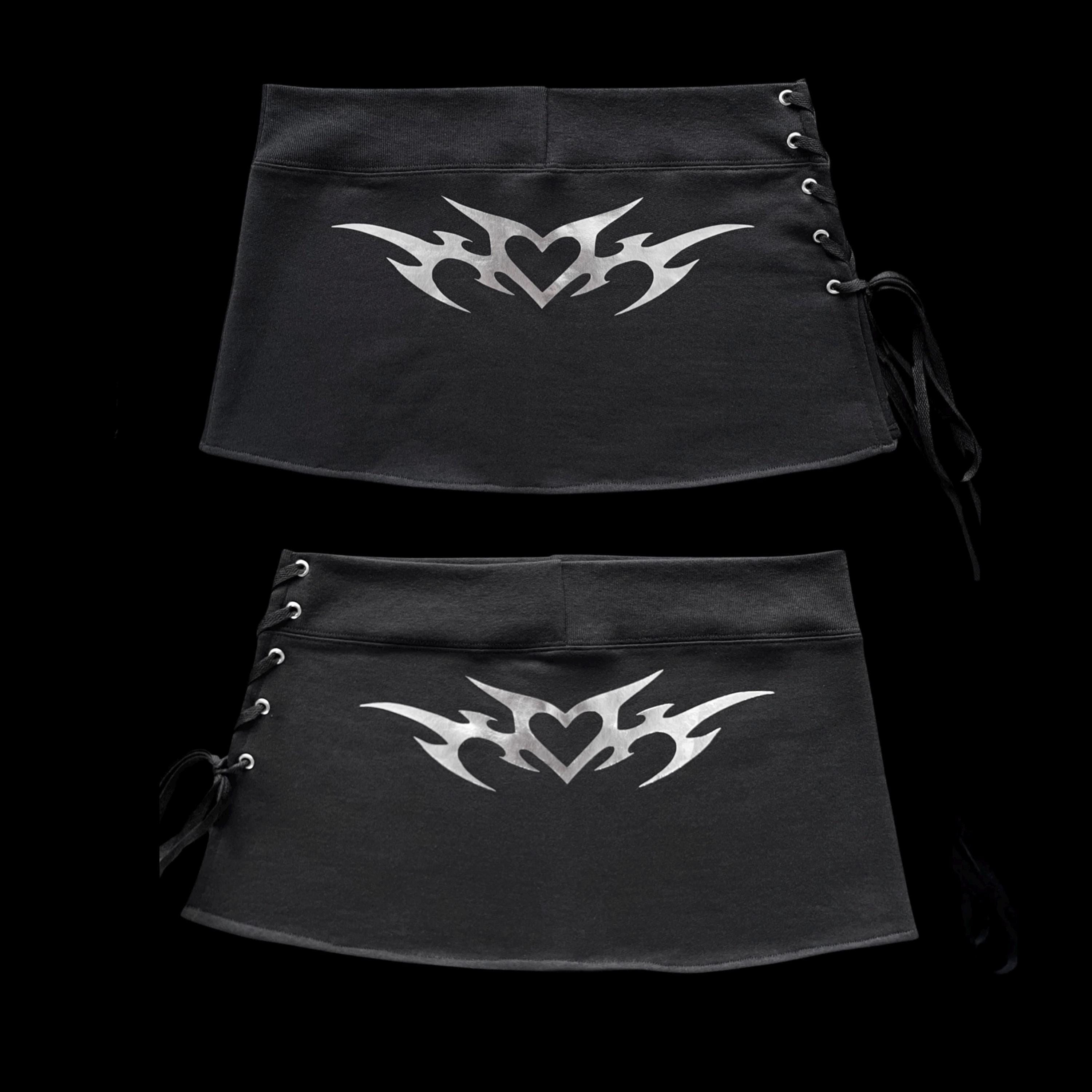 t𝔯𝔦𝔟𝔞𝔩 𝔱𝔞𝔱𝔱𝔬𝔬༻ handmade black sweat fleece skirt w silver chrome tribal tattoo  / goth Y2k punk cyber grunge gothic rave 2000s