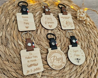 Personalized Grandfather's Day Keychain - Wood and Leather - Original Gift for Grandpa