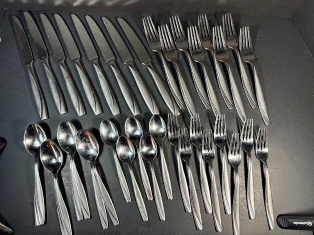 37 Pc Oneida Camlynn Mirror Cleo Stainless Flatware - Etsy