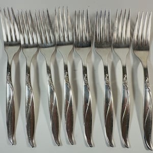 8 International Rogers 1933 Inspiration Silverplate Dinner Forks