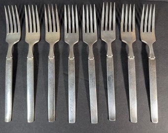 8 Community Twilight Silverplate Dinner Forks