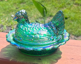Mosser Hand Crafted Hen On Nest Hunter Green Carnival 6 1/2” Covered Dish