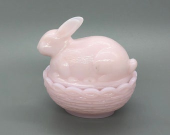 Bunny On Nest Crown Tuscan Pink Mosser USA