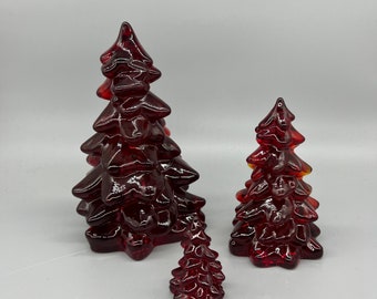 Crystal Christmas Tree with Green Speckles. Hand Crafted Art Glass Spruce  Tree. 8.5