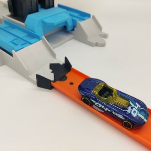 6 Adapters compatible with Hot Wheels, Disney cars circuits