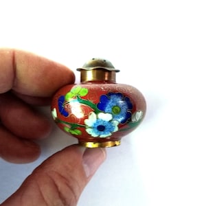 Vintage Beautiful Asian Hand-Painted Cloisonne Salt Shaker with Flower Motif, Ornately Designed  and With a Curved Lid for Easy Refill