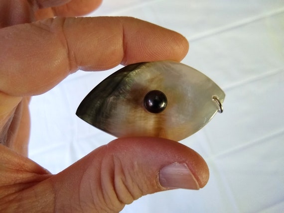 Beautiful Mother of Pearl Teardrop Pendant for a … - image 4