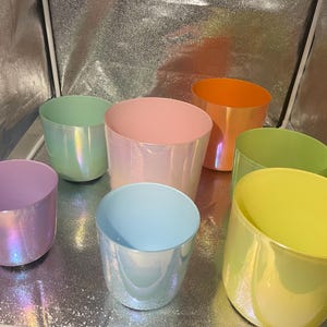 Juego de cuencos tibetanos de cristal de chakra de 432 Hz: cuarzo alquímico, sanación sonora, 7 piezas