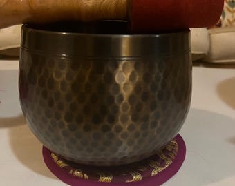 ネパールの手作りオリジナルヒーリングシンギングボウル 4-5 ネパールの手作りオリジナルヒーリングシンギングボウル 4-5