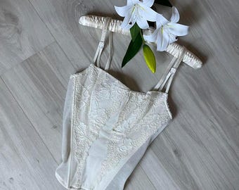 Vintage Ivory Lace Corset