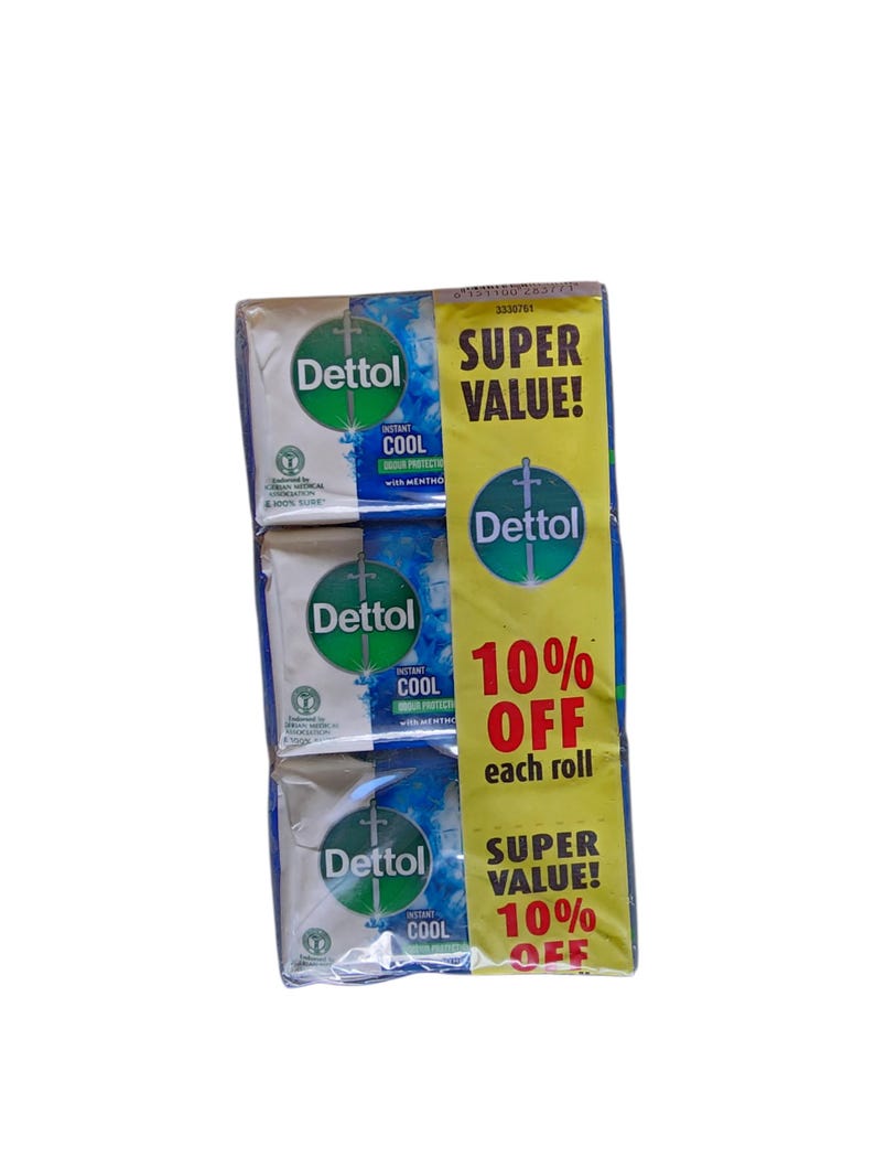 Puede incluir: Un paquete de pastillas de jab&oacute;n Dettol. Las pastillas son blancas y verdes, con el logotipo de Dettol y las palabras "Instant Cool" y "With Menthol". El embalaje tambi&eacute;n incluye el texto "Super Value! 10% Off each roll."