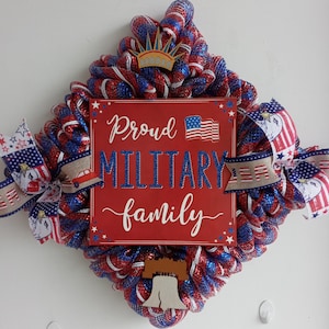 Stolzer MilitärFamilienkranz