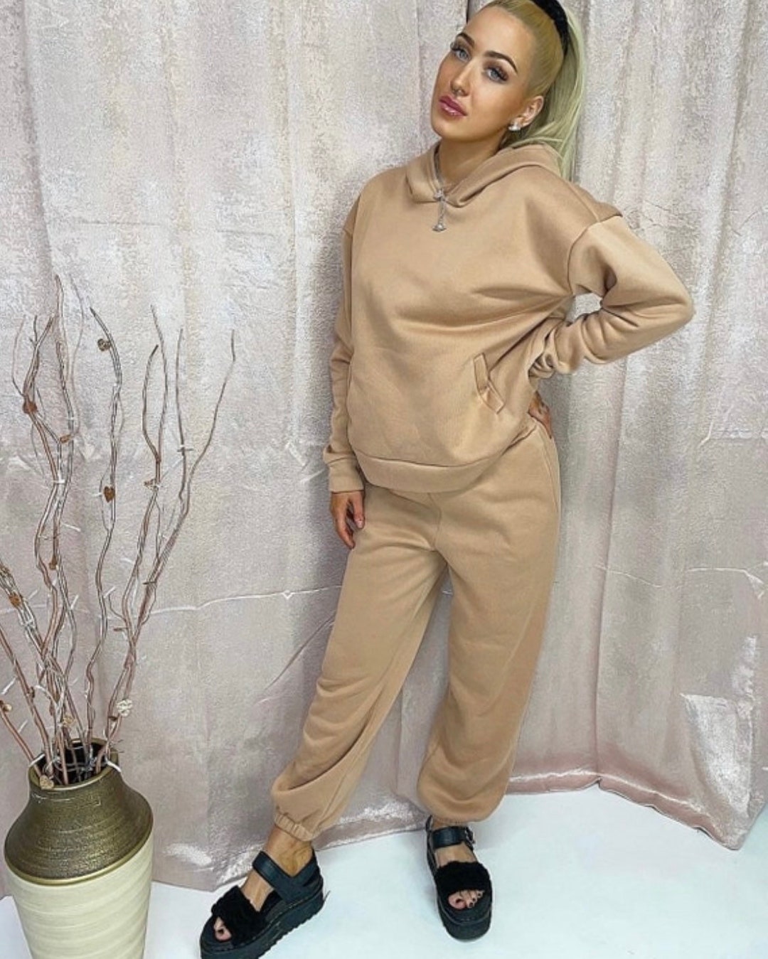 nude nike tracksuit womens