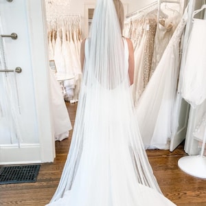 Plain soft veil, simple sheer veil, chic wedding veil, raw edge veil, full length veil, subtle bridal veil, super soft flowy tulle veil