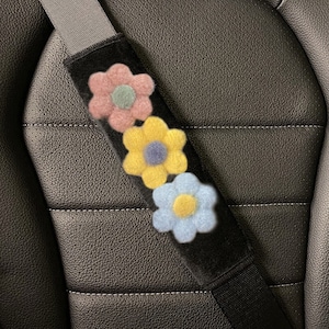 1pc Car Seat Belt Cover Soft Plush Flowers Shoulder Strap Cushion Auto Seatbelt Shoulder Pad