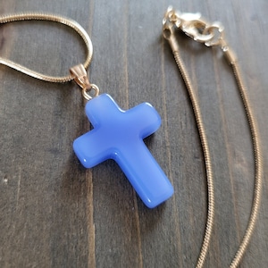 Immergrüne blaue Chalcedon Kristall Kreuz Halskette - 18k Gold Baby Blau Stein Handgemachte Kreuz Echtstein Anhänger - Silica Stein Kreuz Halskette