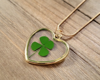 Green Four Leaf Clover Heart Necklace- 18k Gold Preserved Dried Flower Handmade Shamrock Succulent Flower Resin Heart Lucky Clover Necklace