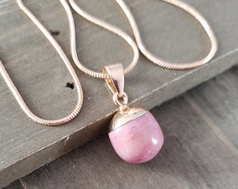 18k Gold Rose Quartz Stone Necklace- Handmade Necklace- Real Stone Necklace- Gold Jewelry- Birthday- Valentine's Day Gift- Love Necklace