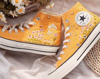 Converse bestickte Schuhe, Converse Chuck Taylor 1970er Jahre, Converse individuelle kleine Blume / kleine Blumenstickerei