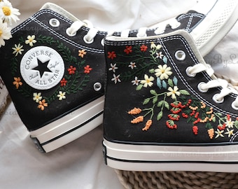 Chaussures brodées Converse,Converse Chuck Taylor années 1970,Converse petite fleur personnalisée / broderie de petites fleurs