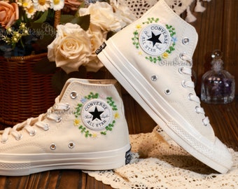 Chaussures brodées Converse,Converse Chuck Taylor années 1970,Converse petite fleur personnalisée / broderie de petites fleurs