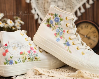 Converse Sunflower Embroidered Shoes,1970s Converse Chuck Taylor,Converse Custom Small Flower/Small Flower Embroidery