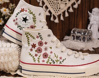 Chaussures brodées Converse,Converse Chuck Taylor années 1970,Converse petite fleur personnalisée / broderie de petites fleurs