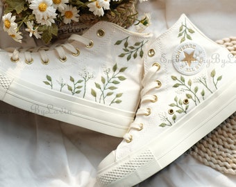 Converse bestickte Schuhe, Converse Chuck Taylor 1970er Jahre, Converse individuelle kleine Blume / kleine Blumenstickerei