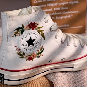 Converse bestickte Schuhe, Converse Chuck Taylor 1970er Jahre, Converse individuelle kleine Blume / kleine Blumenstickerei Bild 5