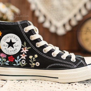 Converse Sunflower Embroidered Shoes,1970s Converse Chuck Taylor,Converse Custom Small Flower/Small Flower Embroidery afbeelding 7