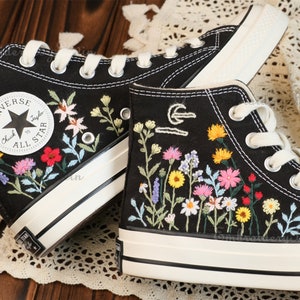 Converse Sunflower Embroidered Shoes,1970s Converse Chuck Taylor,Converse Custom Small Flower/Small Flower Embroidery afbeelding 6