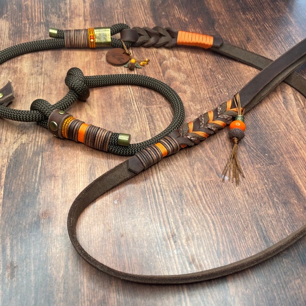 Moxon leash in a unique look, orange, brown, antique brass, pull stop, adjustable, retriever leash